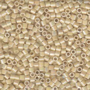 DBL0-0157, Miyuki 5.2g Opaque Cream AB