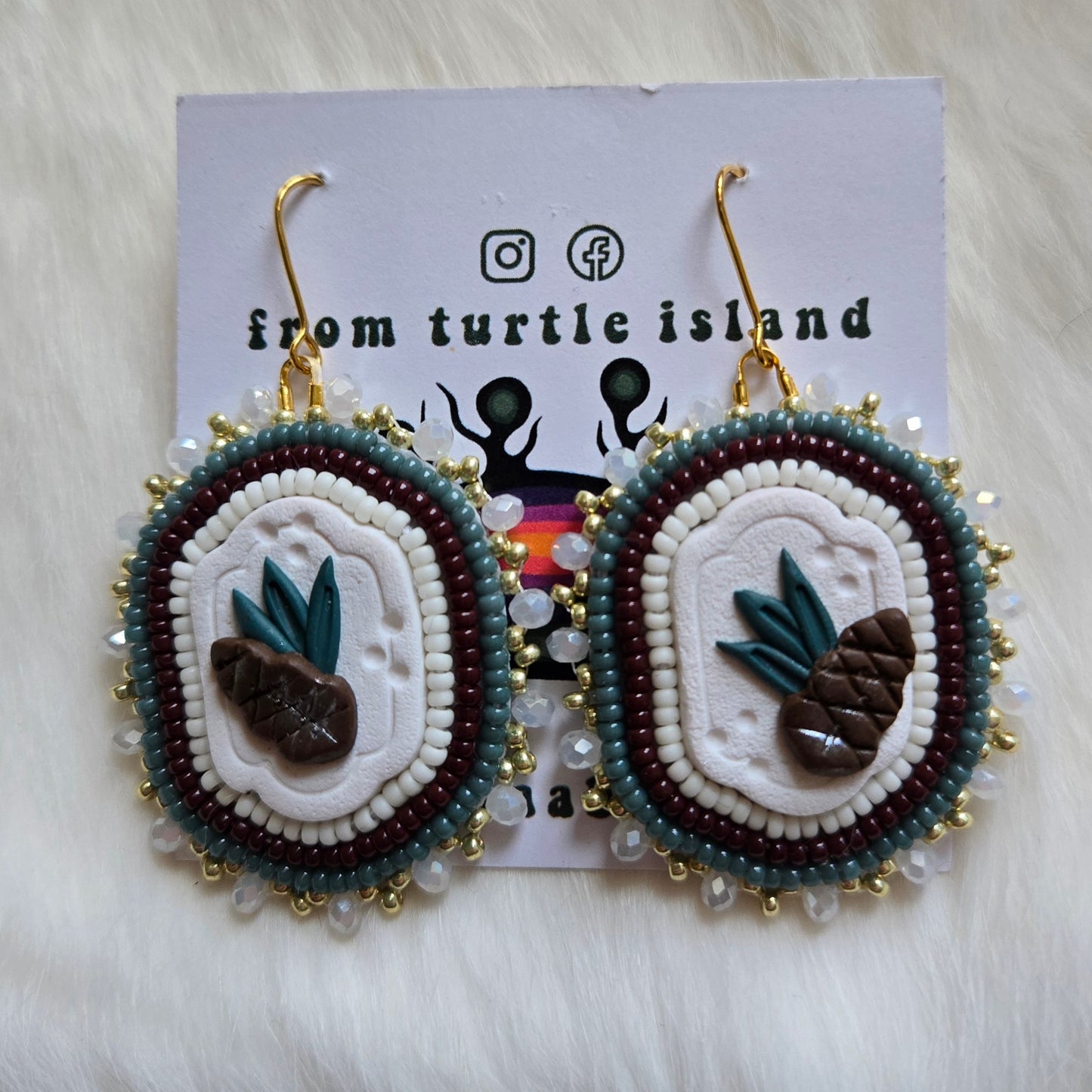 Workshop, Beaded Earrings w/ Clay Center