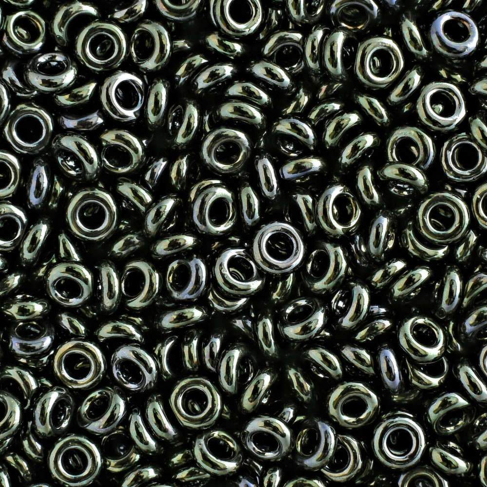 Demi 8-89, Toho 8g Metallic Moss